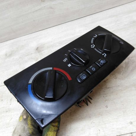 blok-upravleniia-peckoi-i-kondicionerom-mitsubishi-space-star-04gv-rest-art-55393-big-0