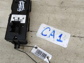 blok-upravleniia-steklopodieemnikami-skoda-octavia-tour-art-55548