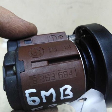 blok-upravleniia-svetom-bmw-e39-28i-mkpp-art-56000-big-3