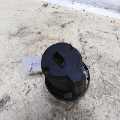 blok-upravleniia-svetom-bmw-e39-28i-mkpp-art-56000-big-2