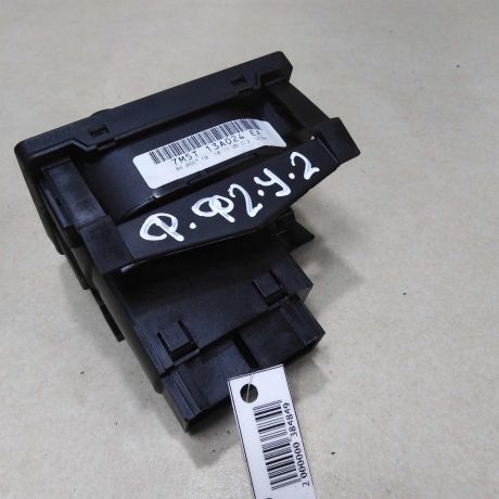 blok-upravleniia-svetom-ford-focus-2-rest-s-protivotumannymi-farami-art-57409-big-3