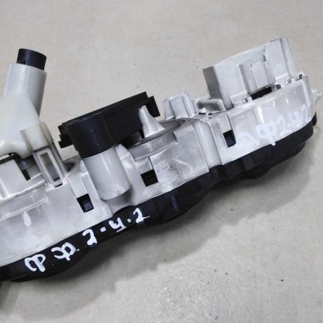 blok-upravleniia-peckoi-i-kondicionerom-ford-focus-2-rest-art-57461-big-5
