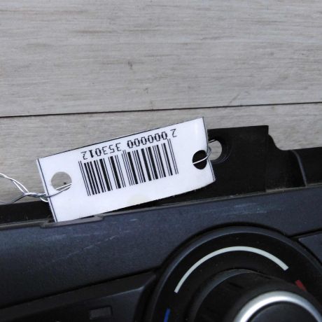 blok-upravleniia-peckoi-klimat-kontrolem-ramka-magnitoly-bmw-x5-ii-e70-do-rest-art-57958-big-1
