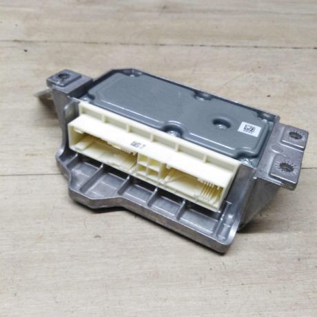 blok-upravleniia-airbag-poduskami-bezopasnosti-bmw-x5-ii-e70-do-rest-art-57984-big-2