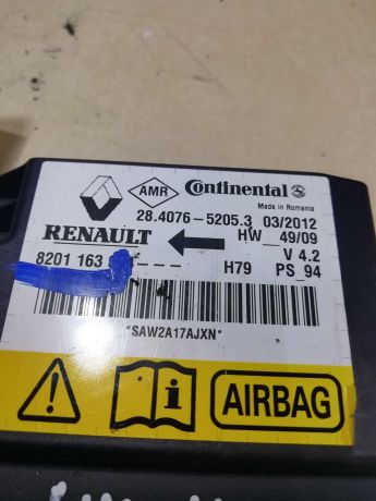 blok-upravleniia-airbag-poduskami-bezopasnosti-renault-duster-i-art-58417-big-1