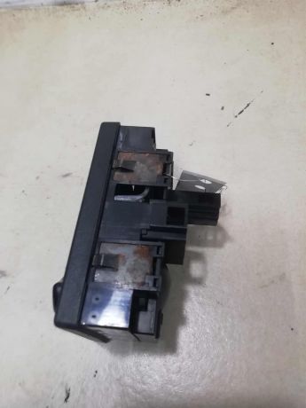 blok-upravleniia-peckoi-volkswagen-transporter-t4-24d-19tdi-art-59255-big-2