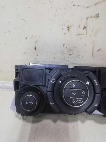blok-upravleniia-peckoi-i-kondicionerom-peugeot-408-art-59806-big-3