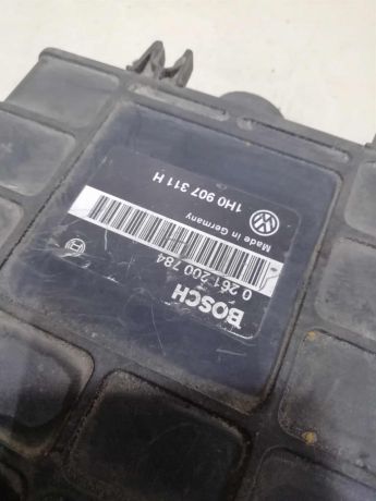 ebu-dvigatelia-volkswagen-golf-3-volkswagen-vento-18-aam-art-59894-big-5