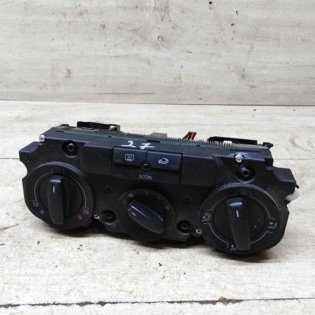 blok-upravleniia-peckoi-volkswagen-passat-b6-19tdi-mkpp-27-art-60406-big-0