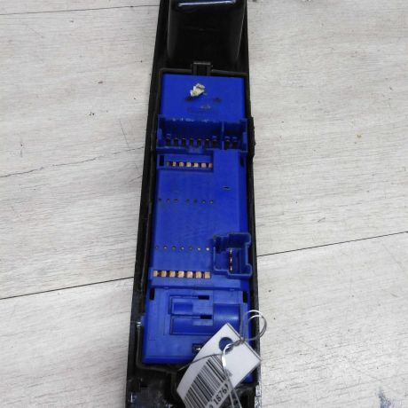 blok-upravleniia-steklopodieemnikami-subaru-forester-ii-art-60979-big-6