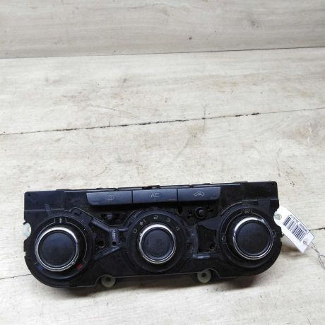 blok-upravleniia-peckoi-i-kondicionerom-skoda-octavia-a5-rest-art-61536-big-0