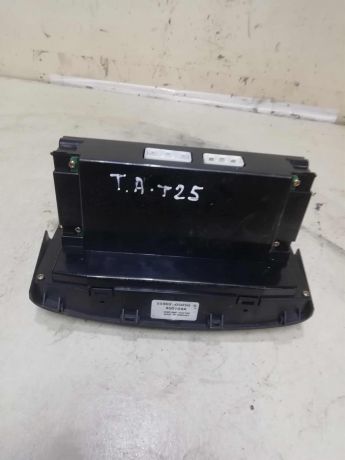 blok-upravleniia-peckoi-i-kondicionerom-toyota-avensis-t25-gor-art-61600-big-0