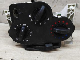 blok-upravleniia-peckoi-renault-logan-i-art-64131