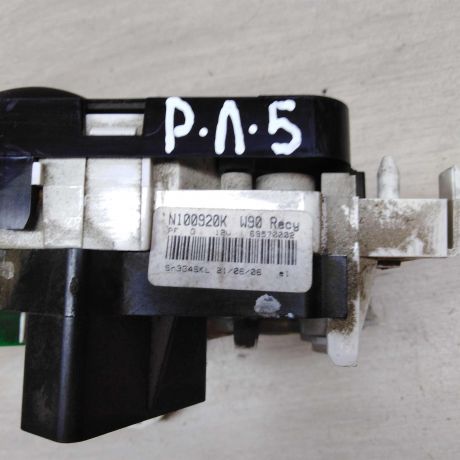 blok-upravleniia-peckoi-renault-logan-i-art-64131-big-2