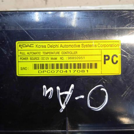 blok-upravleniia-peckoi-klimat-kontrolem-opel-antara-i-art-64272-big-2