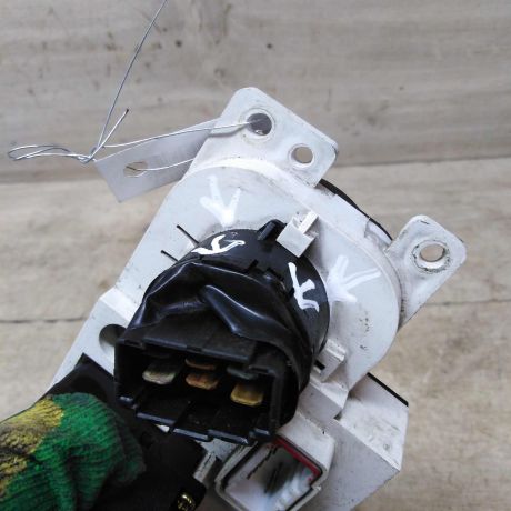 blok-upravleniia-peckoi-defekt-kia-spectra-art-64407-big-1