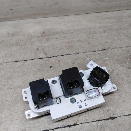 blok-upravleniia-peckoi-defekt-kia-spectra-art-64407-big-2