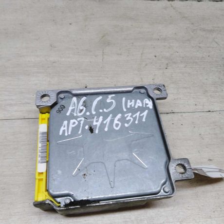 blok-upravleniia-airbag-poduskami-bezopasnosti-audi-a6-c5-art-65162-big-1
