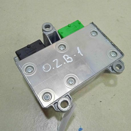 blok-upravleniia-airbag-poduskami-bezopasnosti-opel-zafira-b-restailing-art-66042-big-1