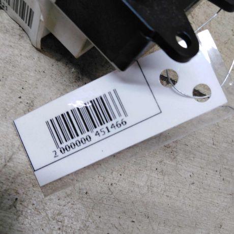 blok-upravleniia-steklopodieemnikami-great-wall-hover-m4-art-66412-big-3