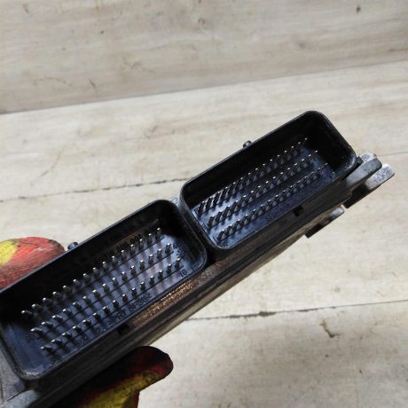 ebu-dvigatelia-14i-renault-logan-i-art-66450-big-1