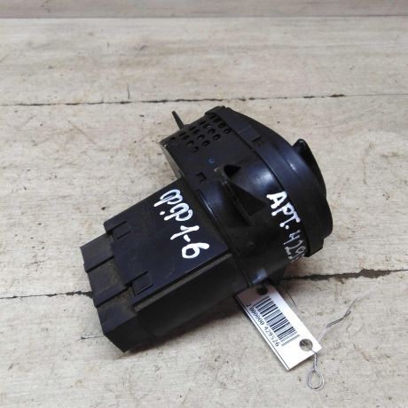 blok-upravleniia-svetom-ford-focus-1-art-67039-big-1