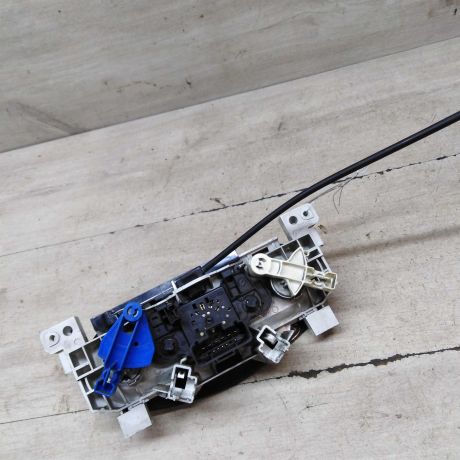 blok-upravleniia-peckoi-i-kondicionerom-renault-logan-i-art-71530-big-1