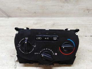 blok-upravleniia-peckoi-i-kondicionerom-peugeot-307-dorestailing-art-71563