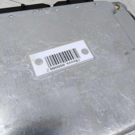 blok-upravleniia-dvigatelem-audi-a6-c5-art-72340-big-1