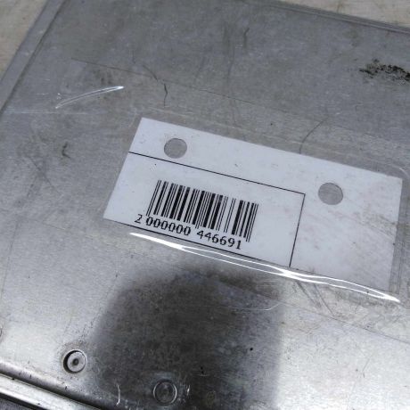 blok-upravleniia-dvigatelem-audi-a6-c5-art-72346-big-1