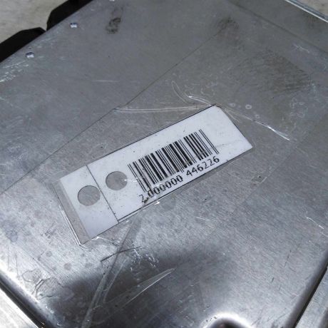 blok-upravleniia-dvigatelem-audi-a4-b5-art-72359-big-1