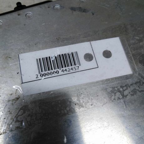 blok-upravleniia-dvigatelem-audi-a4-b5-art-72361-big-1