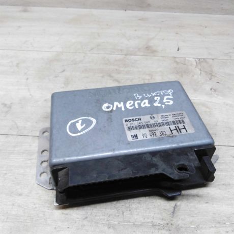 blok-upravleniia-dvigatelem-opel-omega-b-art-72522-big-0