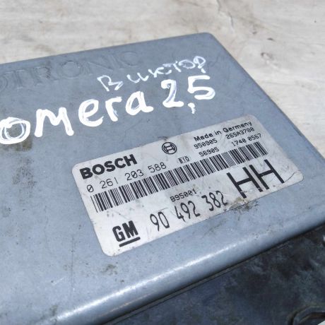 blok-upravleniia-dvigatelem-opel-omega-b-art-72522-big-2