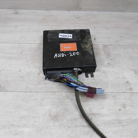 blok-upravleniia-dvigatelem-audi-100-c3-200-art-72537-big-0