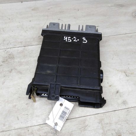 blok-upravleniia-dvigatelem-audi-100-c4-art-72589-big-0