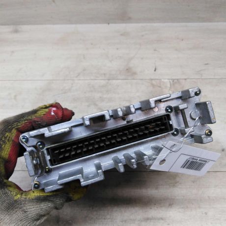 blok-upravleniia-dvigatelem-volkswagen-passat-b4-volkswagen-passat-b3-20i-2e-art-72724-big-3