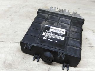 blok-upravleniia-dvigatelem-volkswagen-passat-b4-volkswagen-passat-b3-volkswagen-golf-3-0261203318-1h0907311l-art-72738