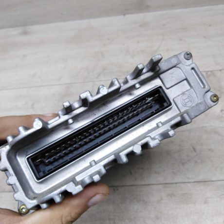 blok-upravleniia-dvigatelem-volkswagen-passat-b4-volkswagen-passat-b3-volkswagen-golf-3-0261203318-1h0907311l-art-72738-big-2