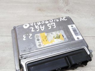 blok-upravleniia-dvigatelem-volkswagen-passat-b5-23-agz-art-72954