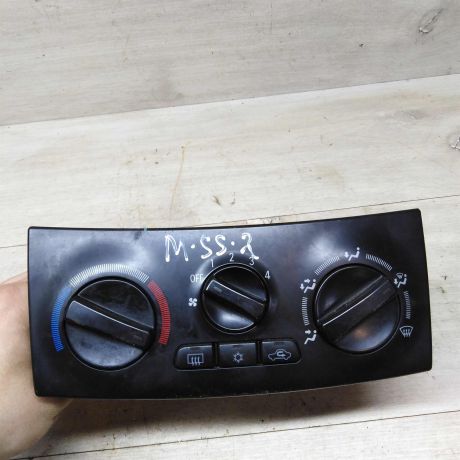 blok-upravleniia-peckoi-i-kondicionerom-mitsubishi-space-star-i-art-73057-big-0