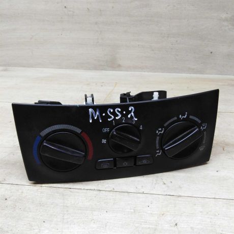 blok-upravleniia-peckoi-i-kondicionerom-mitsubishi-space-star-i-art-73057-big-4