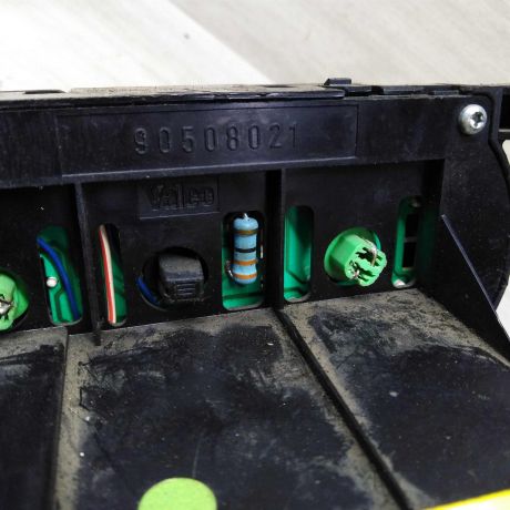 blok-upravleniia-peckoi-opel-vectra-b-art-73267-big-3