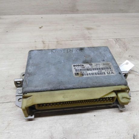 blok-upravleniia-dvigatelem-opel-vectra-b-25i-art-73361-big-0