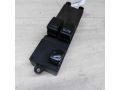 blok-upravleniia-steklopodieemnikami-nissan-primera-p12-art-73716-small-0