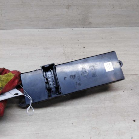 blok-upravleniia-steklopodieemnikami-nissan-primera-p12-art-73716-big-1