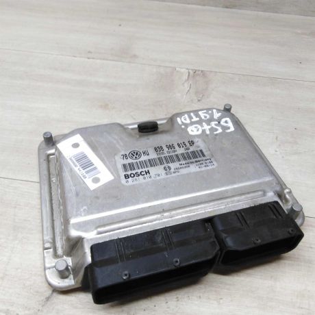 blok-upravleniia-dvigatelem-volkswagen-passat-b5-gp-art-74074-big-0