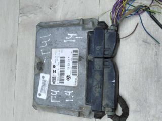 blok-upravleniia-dvigatelem-volkswagen-golf-4-art-74092