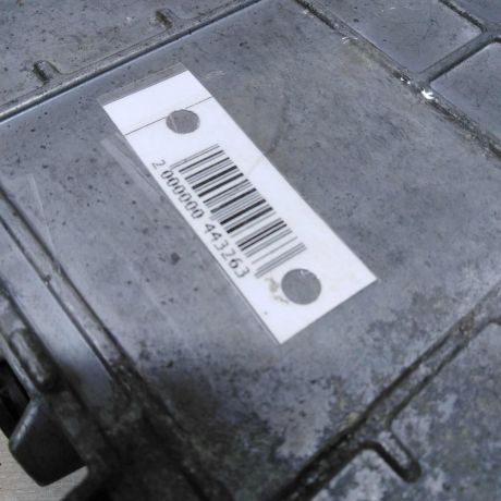 blok-upravleniia-dvigatelem-volkswagen-golf-3-volkswagen-vento-art-74205-big-2