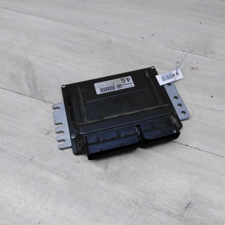 blok-upravleniia-dvigatelem-nissan-primera-p12-18i-qg18-art-74225-big-0
